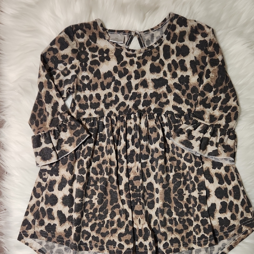 Trendy Leopard Print Ruffled Sleeve Top - Girls Size: 3XL (8-10)